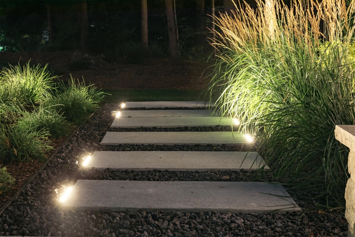 Outdoor Lighting Path3