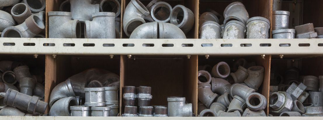 Galvanized pipe fittings for irrigation and plumbing